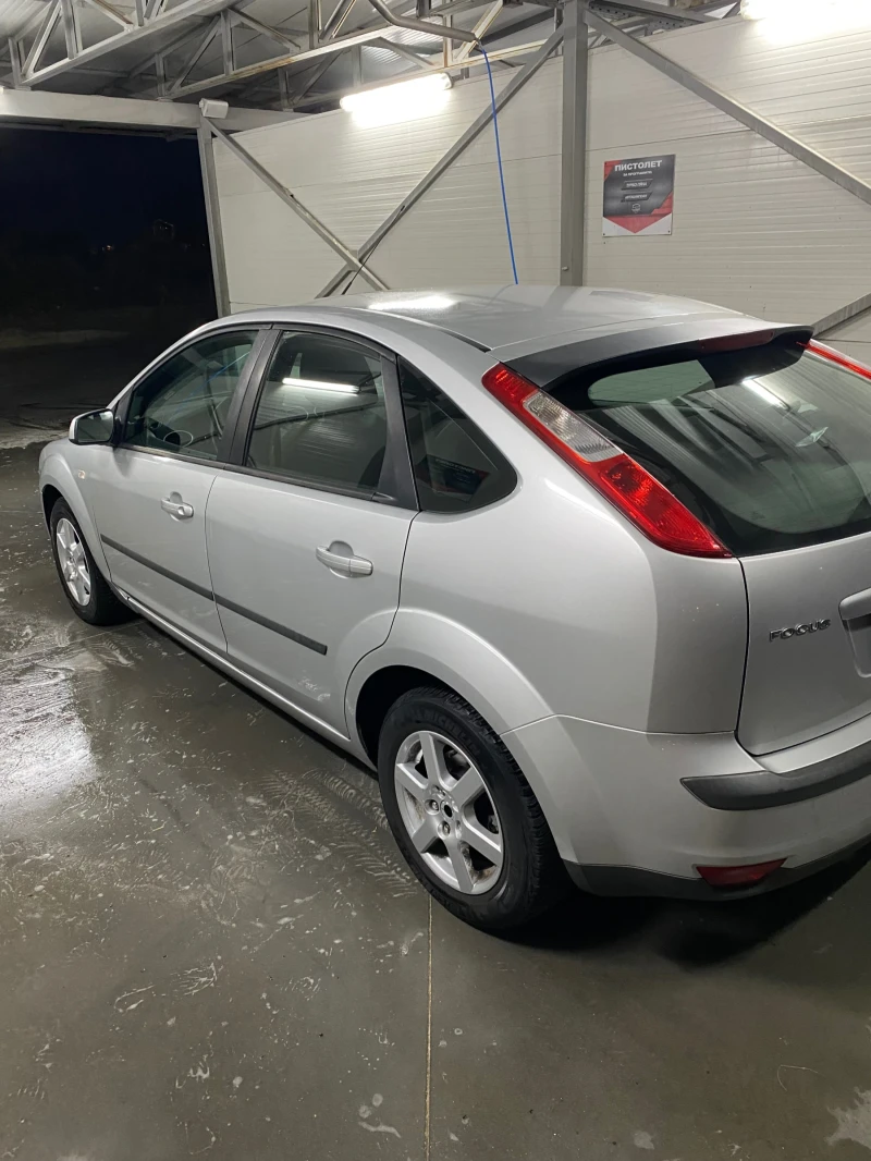 Ford Focus Бензин-газ, снимка 4 - Автомобили и джипове - 49170107