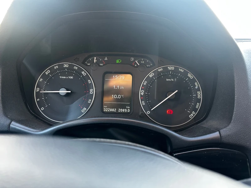 Skoda Octavia, снимка 10 - Автомобили и джипове - 52849184