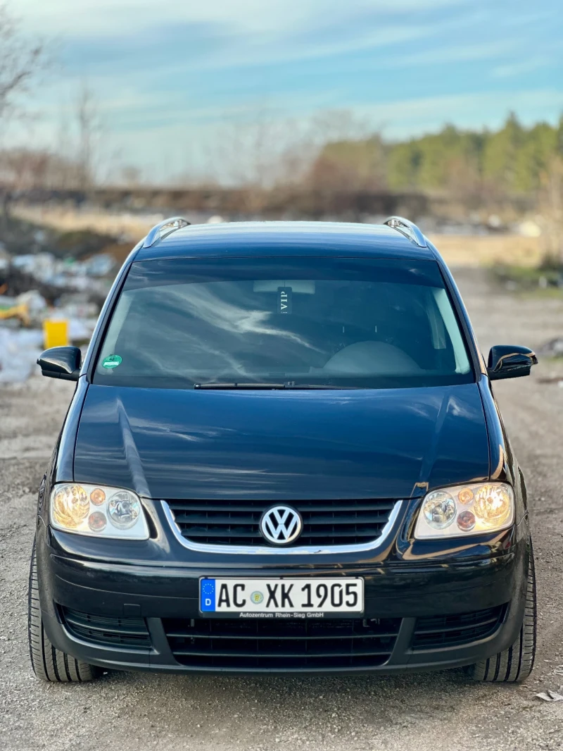 VW Touran 1.9 TDI, снимка 11 - Автомобили и джипове - 52852247