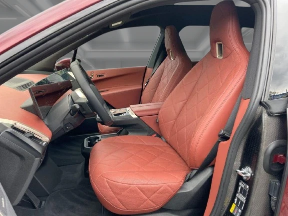 BMW iX xDrive40 = Sport Package =  | Mobile.bg   6