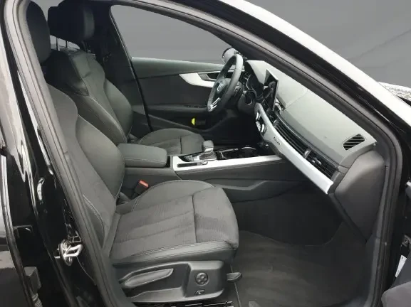 Audi A4 Avant 40 TFSI Quattro = S-line = Гаранция, снимка 8 - Автомобили и джипове - 53916272