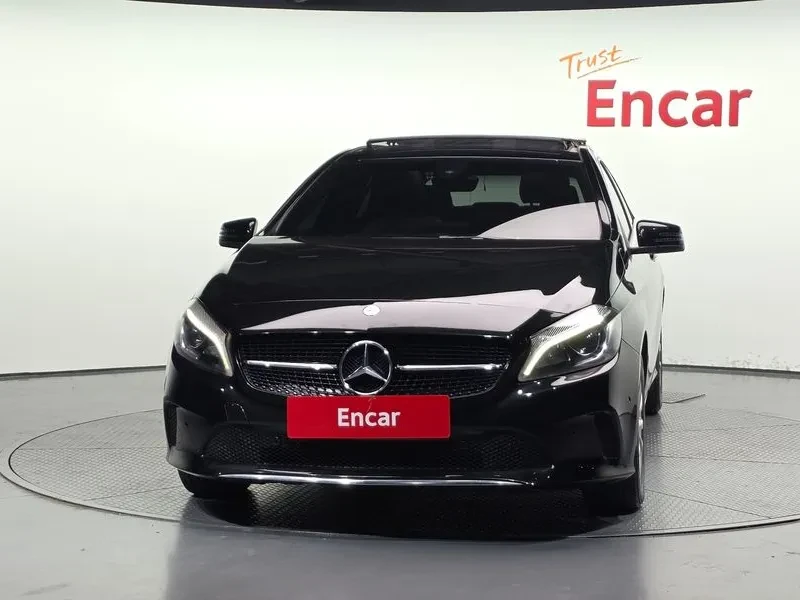 Mercedes-Benz A 200, снимка 2 - Автомобили и джипове - 54880797