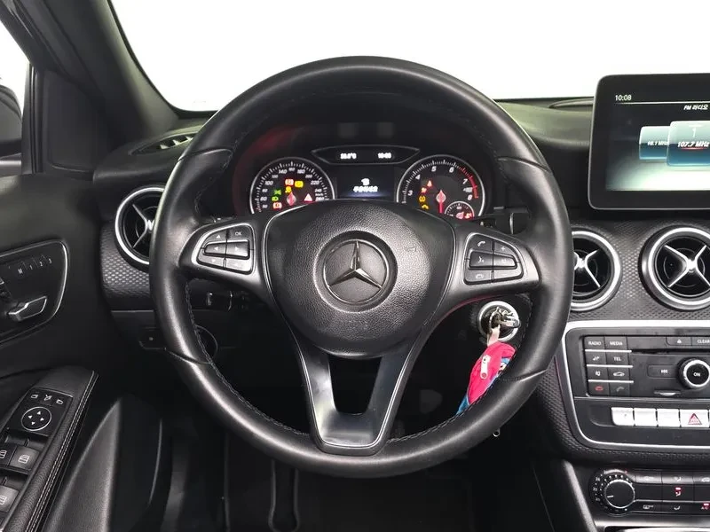 Mercedes-Benz A 200, снимка 11 - Автомобили и джипове - 54880797