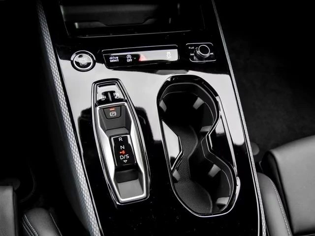 Audi A5 40 TFSI S-LINE AVANT LED CAMERA ACC, снимка 7 - Автомобили и джипове - 56584911