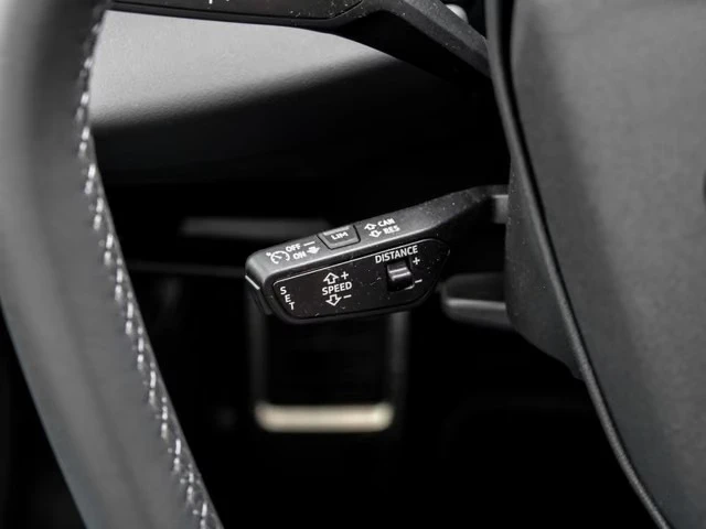 Audi A5 40 TFSI S-LINE AVANT LED CAMERA ACC, снимка 6 - Автомобили и джипове - 56584911