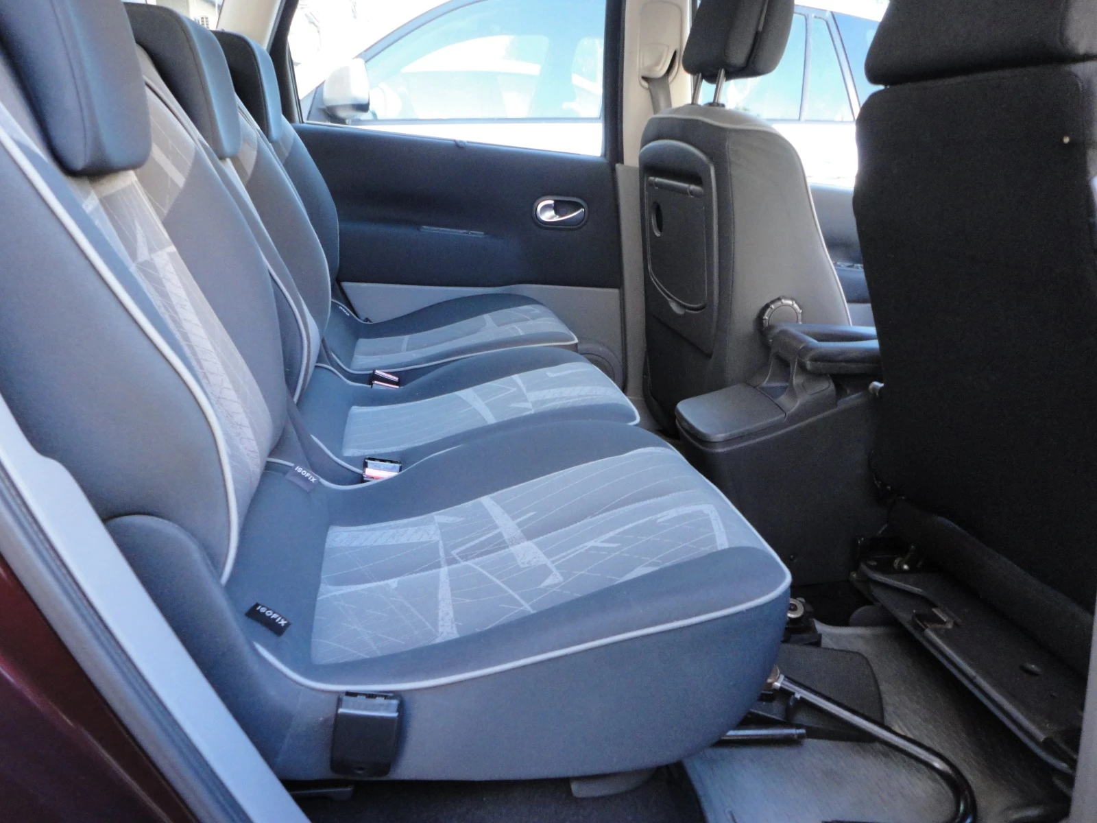 Renault Scenic 2.0I За хора с увреждания | Mobile.bg — изображение 16