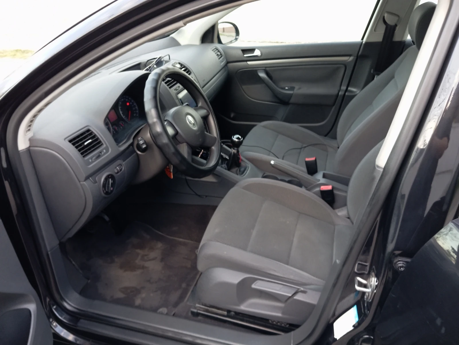 VW Golf  - изображение 9
