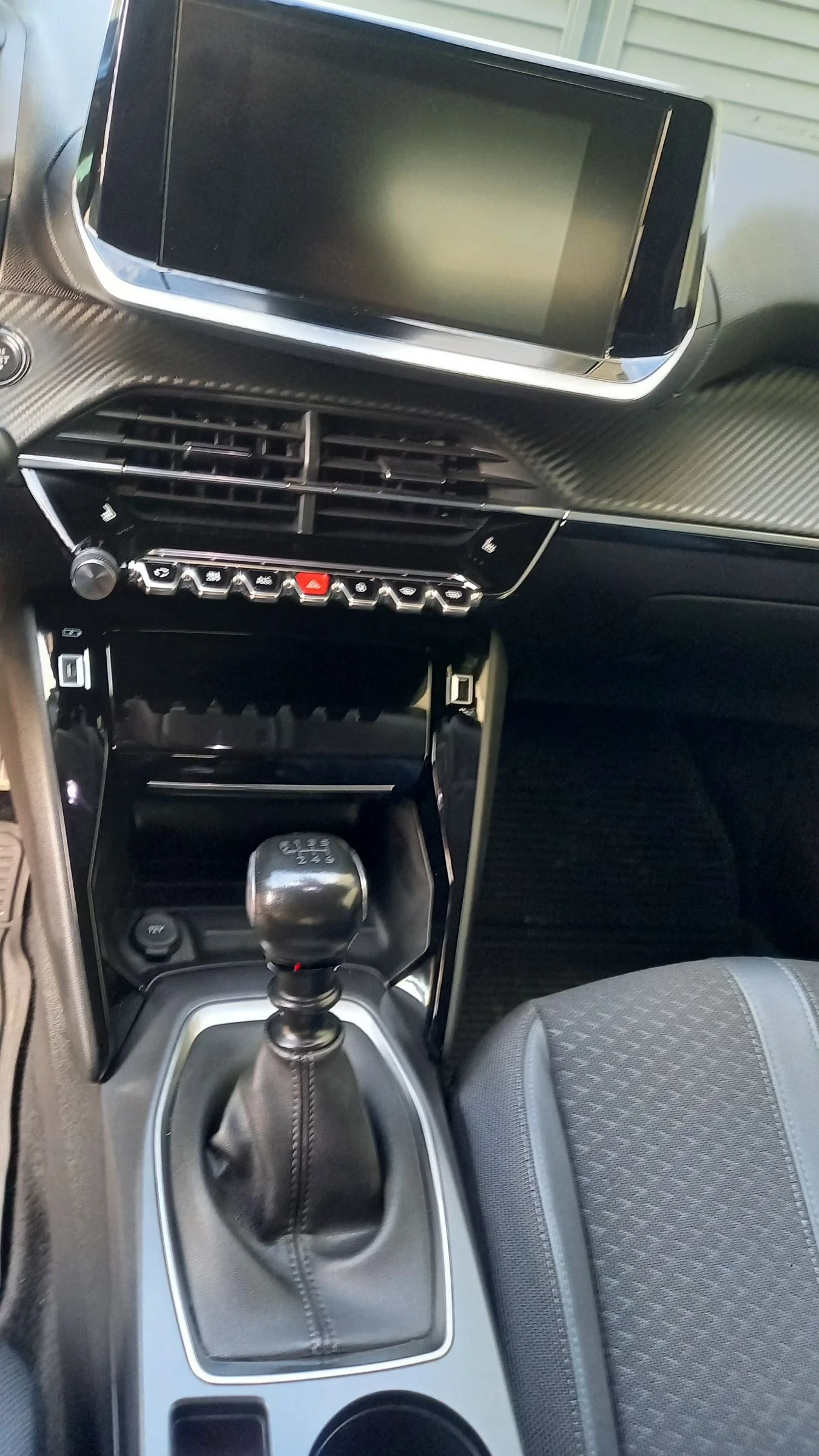 Peugeot 2008  - изображение 9