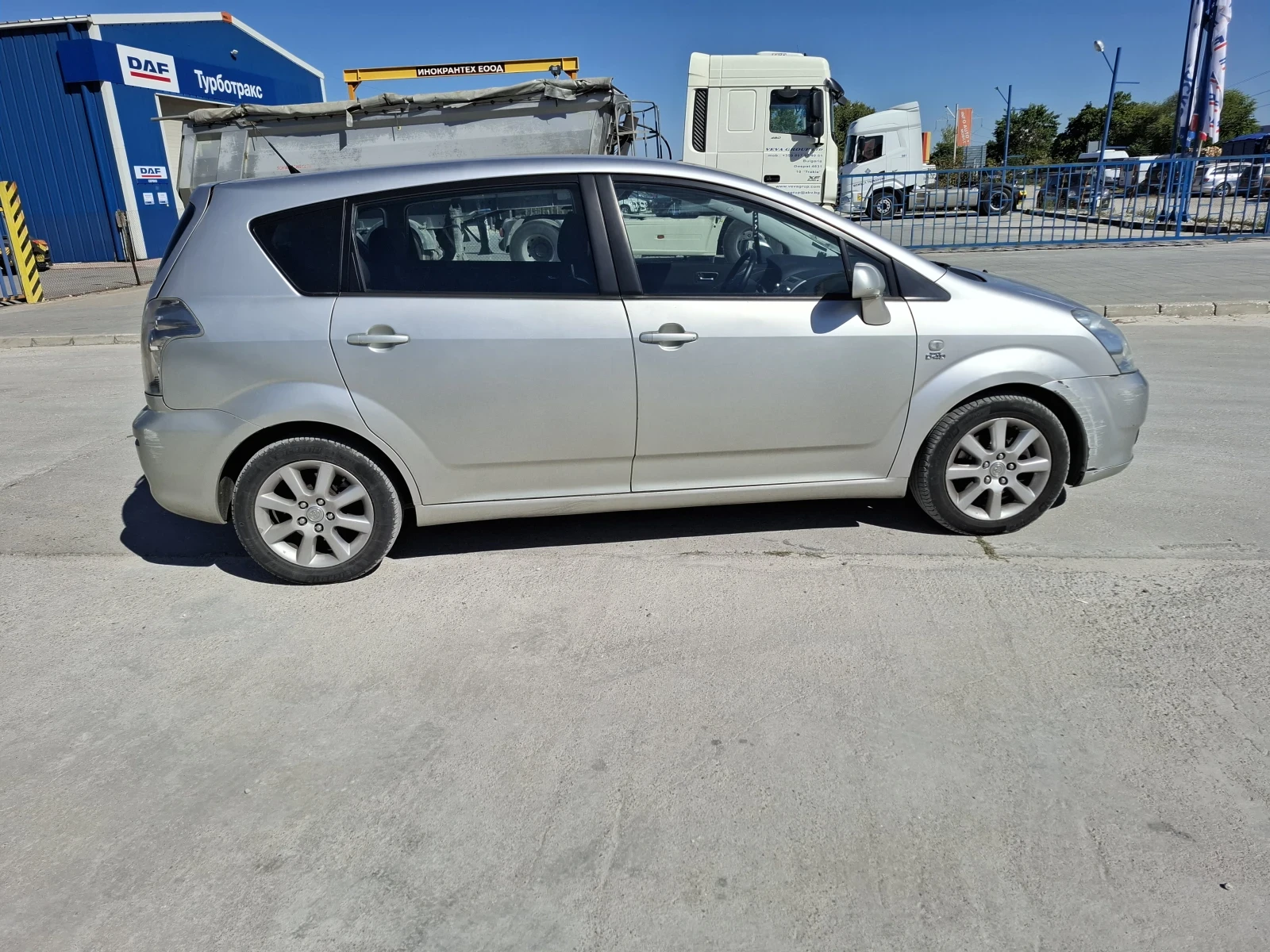 Toyota Corolla verso  - изображение 7