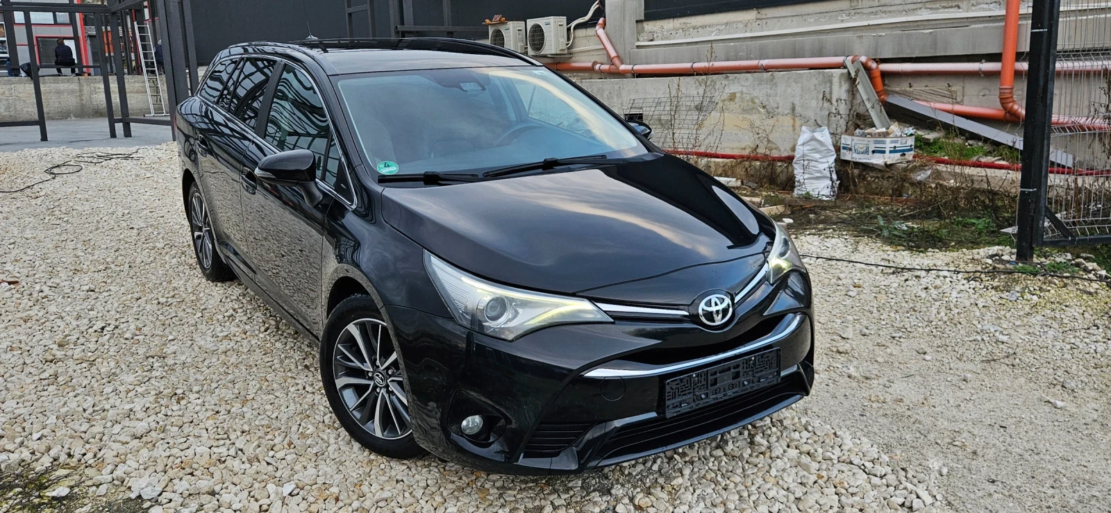 Toyota Avensis 1.8 , Executive + Full max | Mobile.bg   2