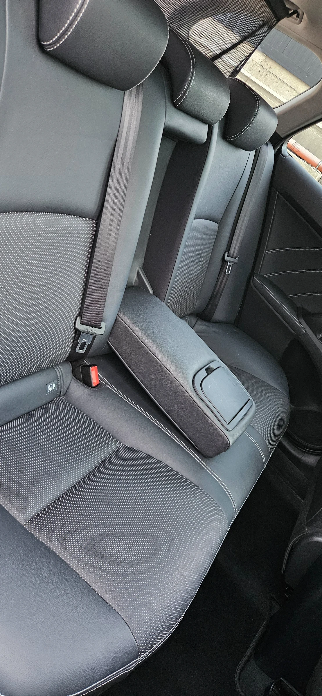 Toyota Avensis 1.8 , Executive + Full max | Mobile.bg   9