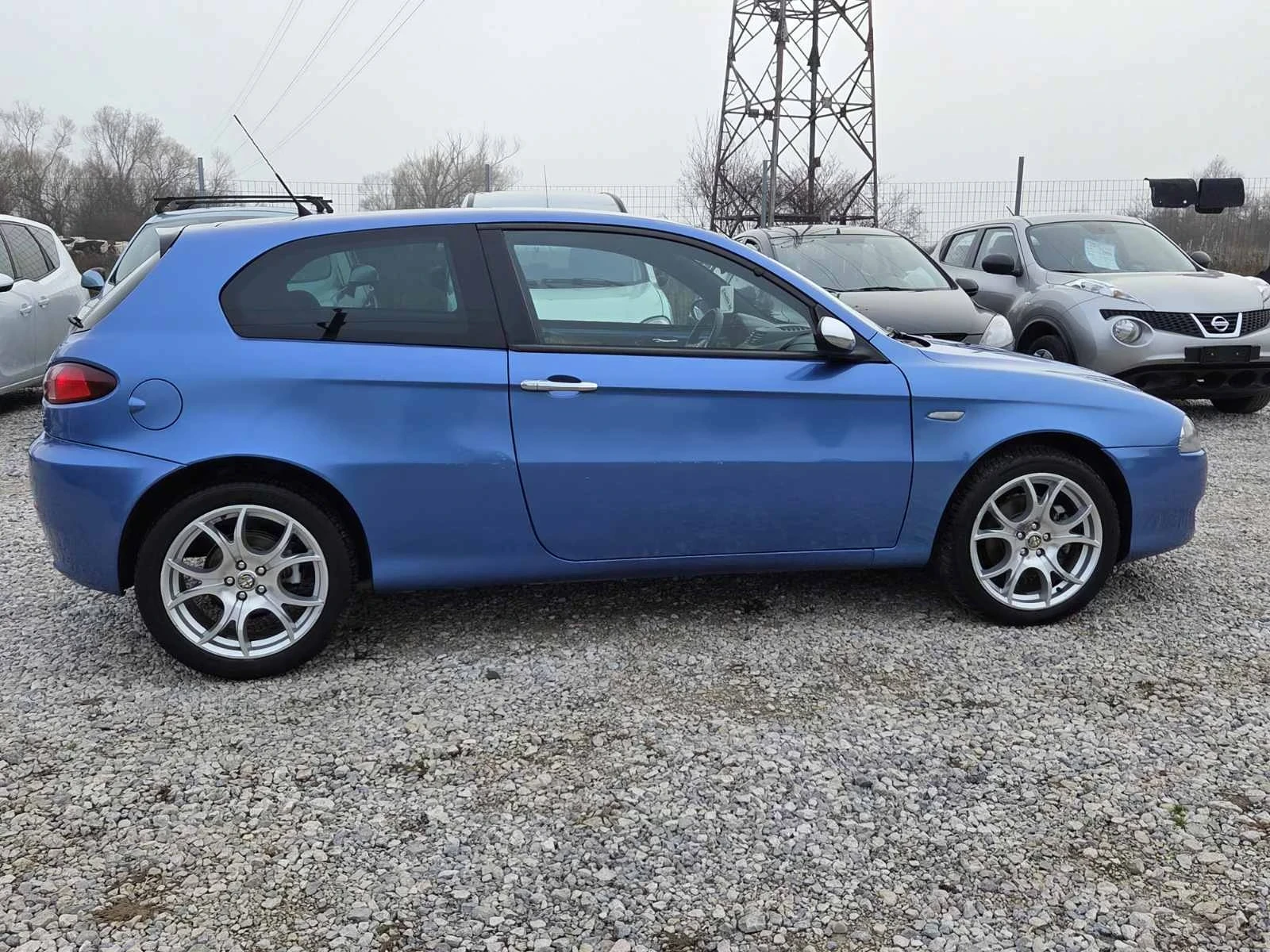 Alfa Romeo 147 1.9 JTDM BLACK LINE 120 �.�. ������ | Mobile.bg � ����������� 5