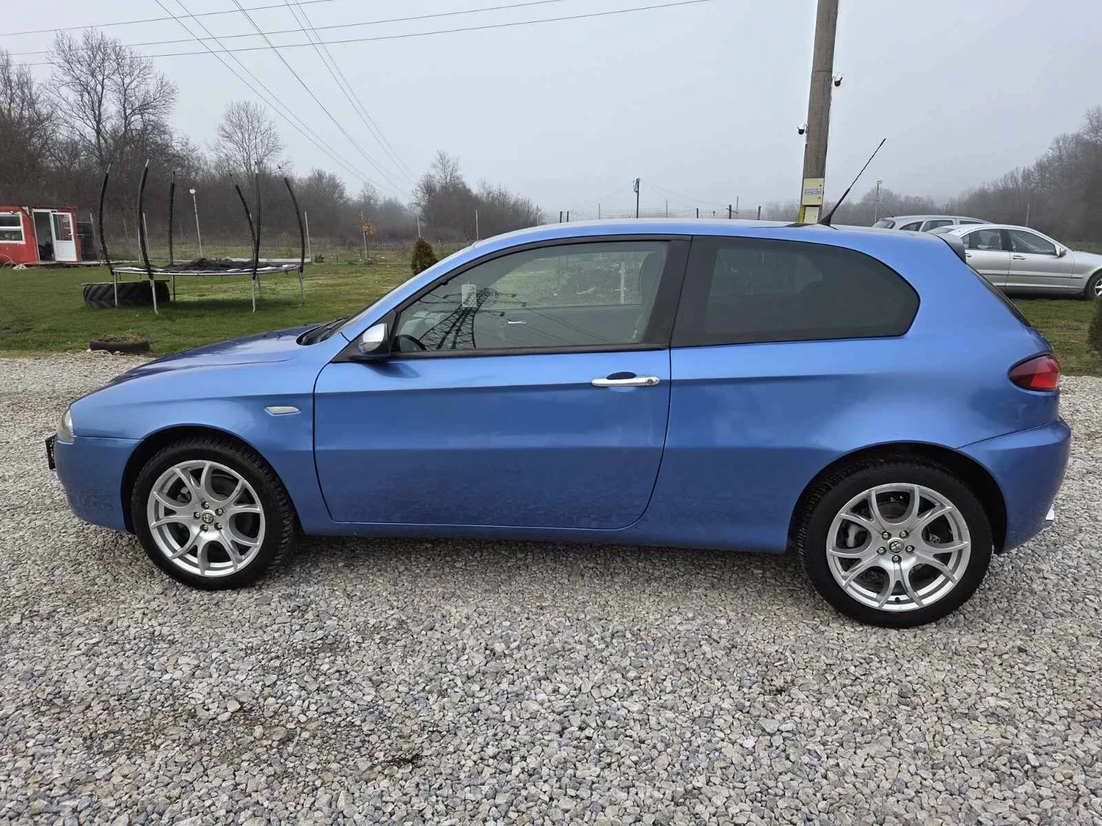Alfa Romeo 147 1.9 JTDM BLACK LINE 120 �.�. ������ | Mobile.bg � ����������� 4