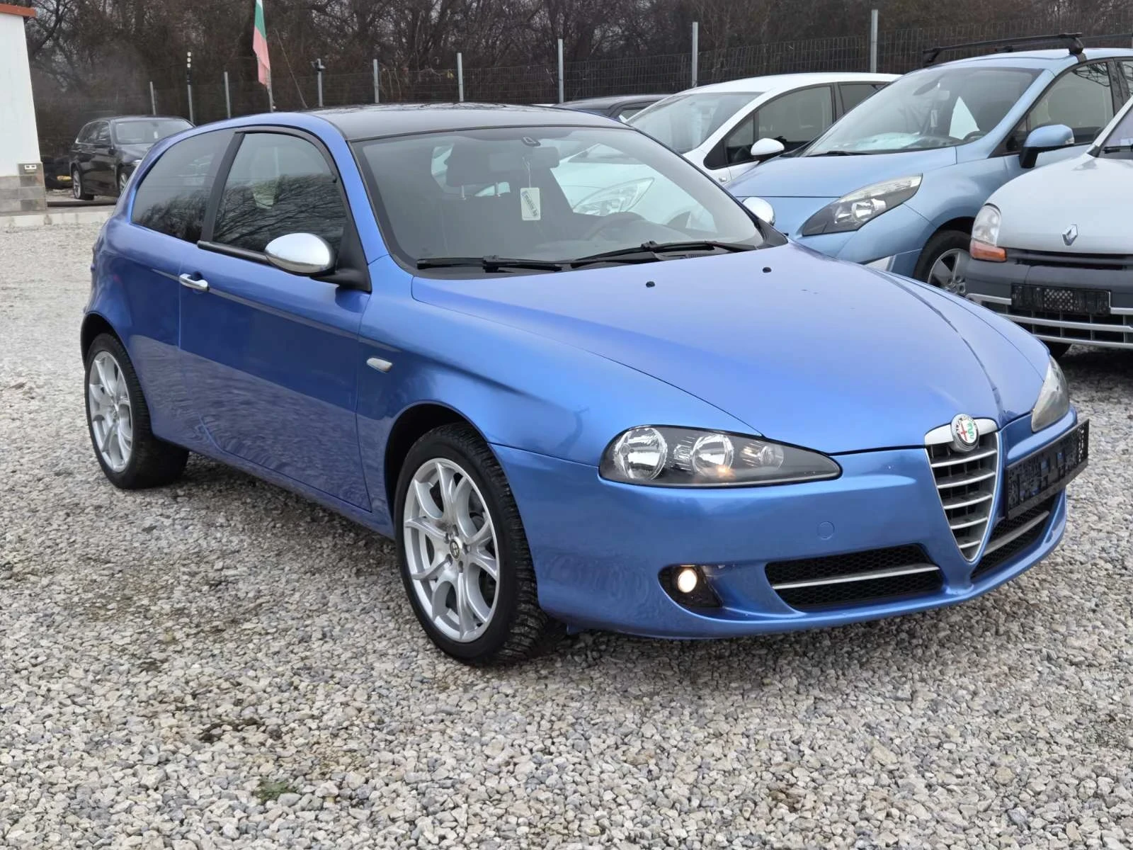 Alfa Romeo 147 1.9 JTDM BLACK LINE 120 �.�. ������ | Mobile.bg � ����������� 1
