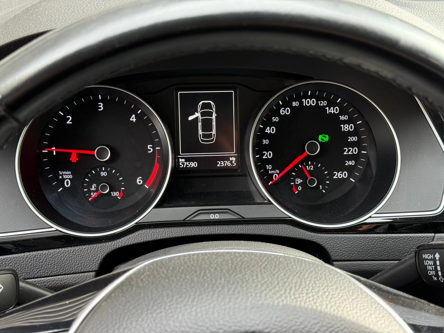 VW Passat Comfortline 2.0TDI BMT, снимка 9 - Автомобили и джипове - 53243828