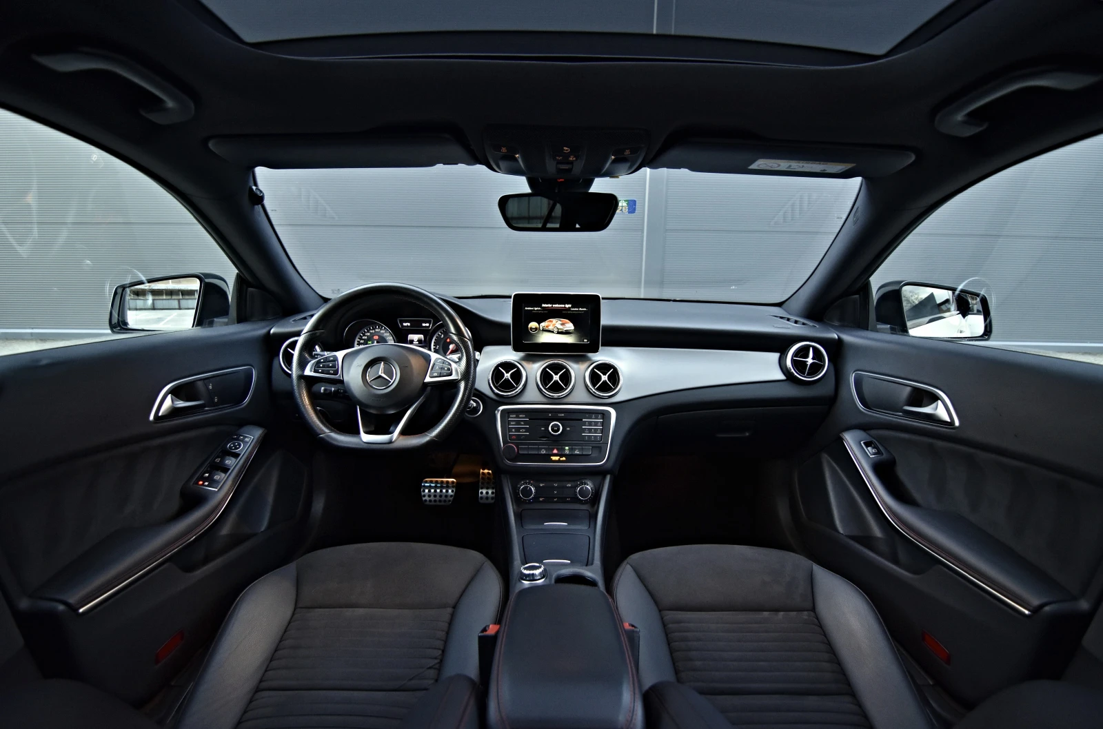 Mercedes-Benz CLA 220 220CDI\AMG\PANORAMA\CAMERA, снимка 15 - Автомобили и джипове - 53726462