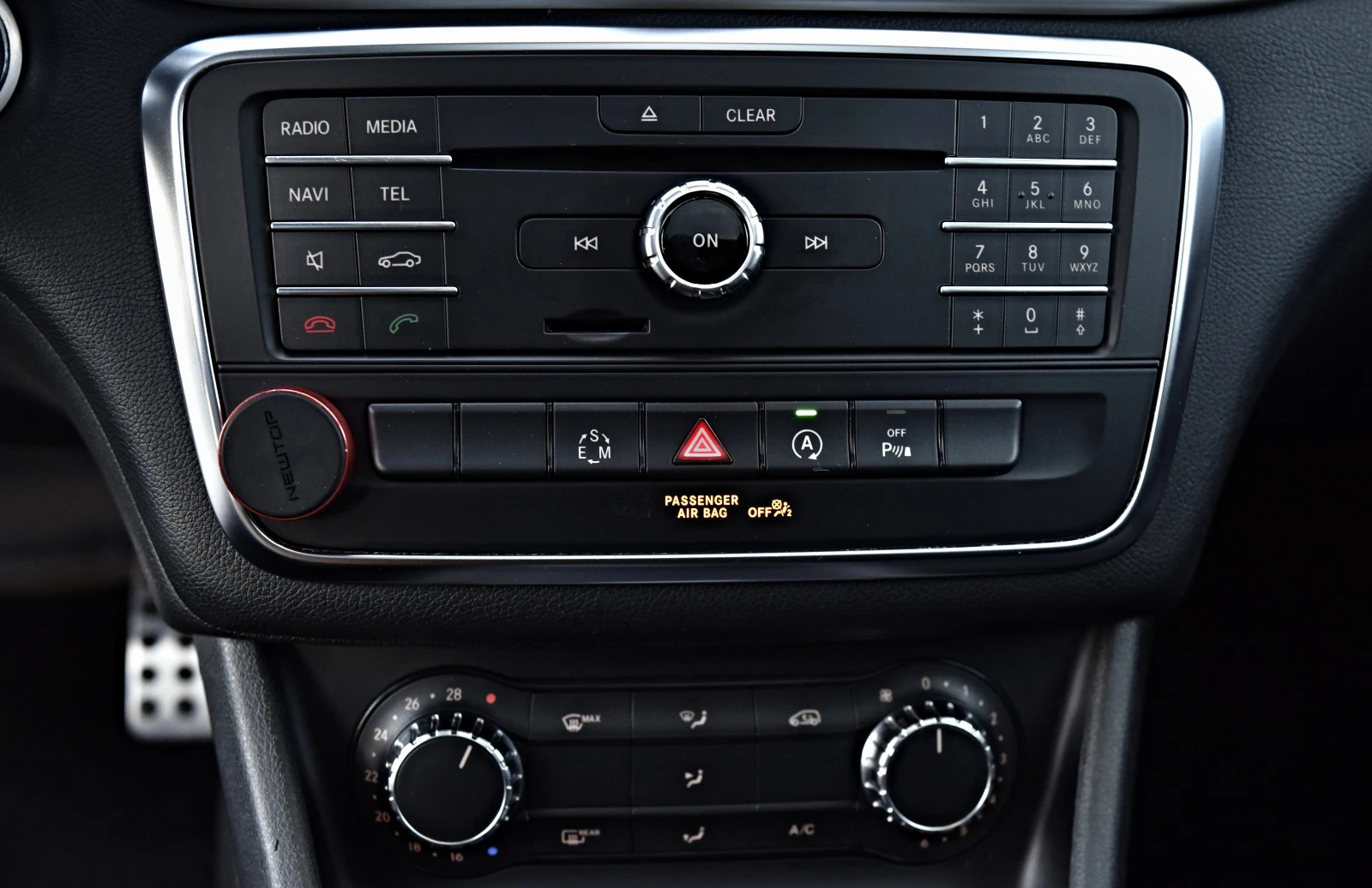 Mercedes-Benz CLA 220 220CDI\AMG\PANORAMA\CAMERA, снимка 11 - Автомобили и джипове - 53726462