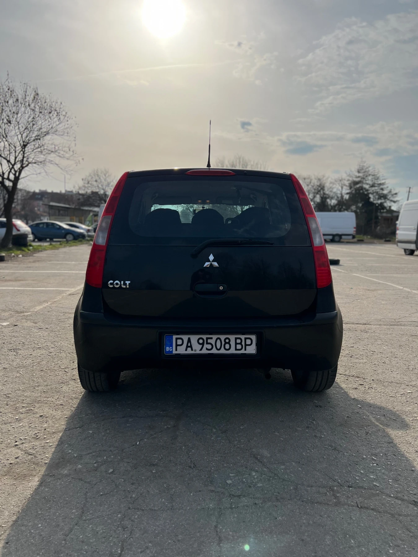 Mitsubishi Colt, снимка 5 - Автомобили и джипове - 53741295