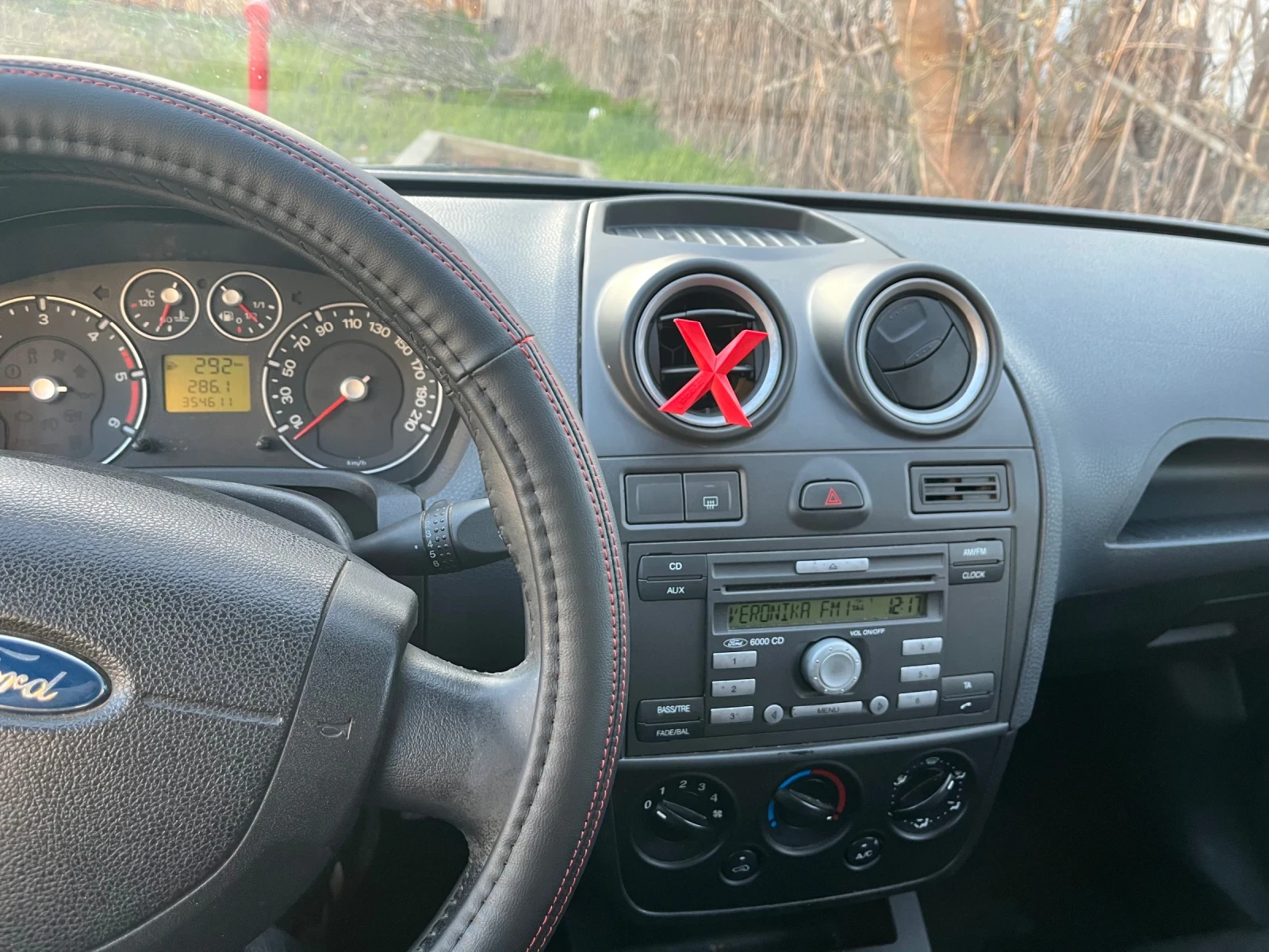 Ford Fiesta, снимка 7 - Автомобили и джипове - 53853841