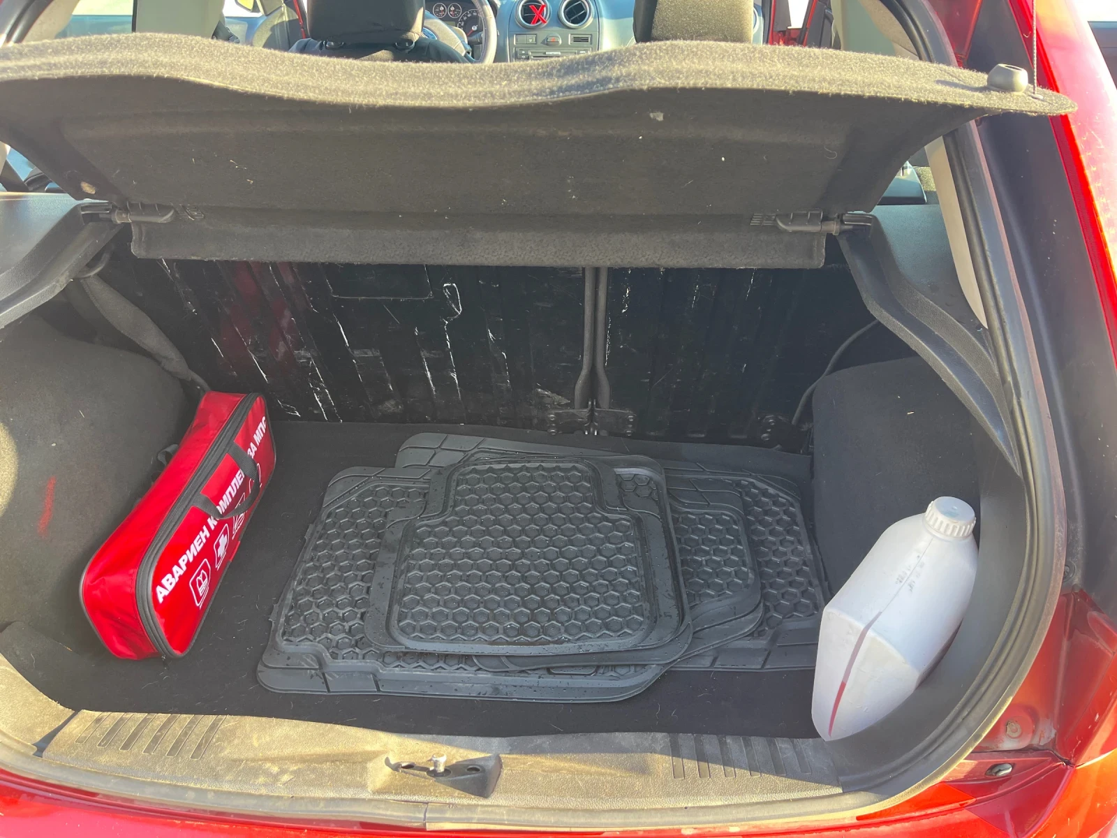 Ford Fiesta, снимка 12 - Автомобили и джипове - 53853841