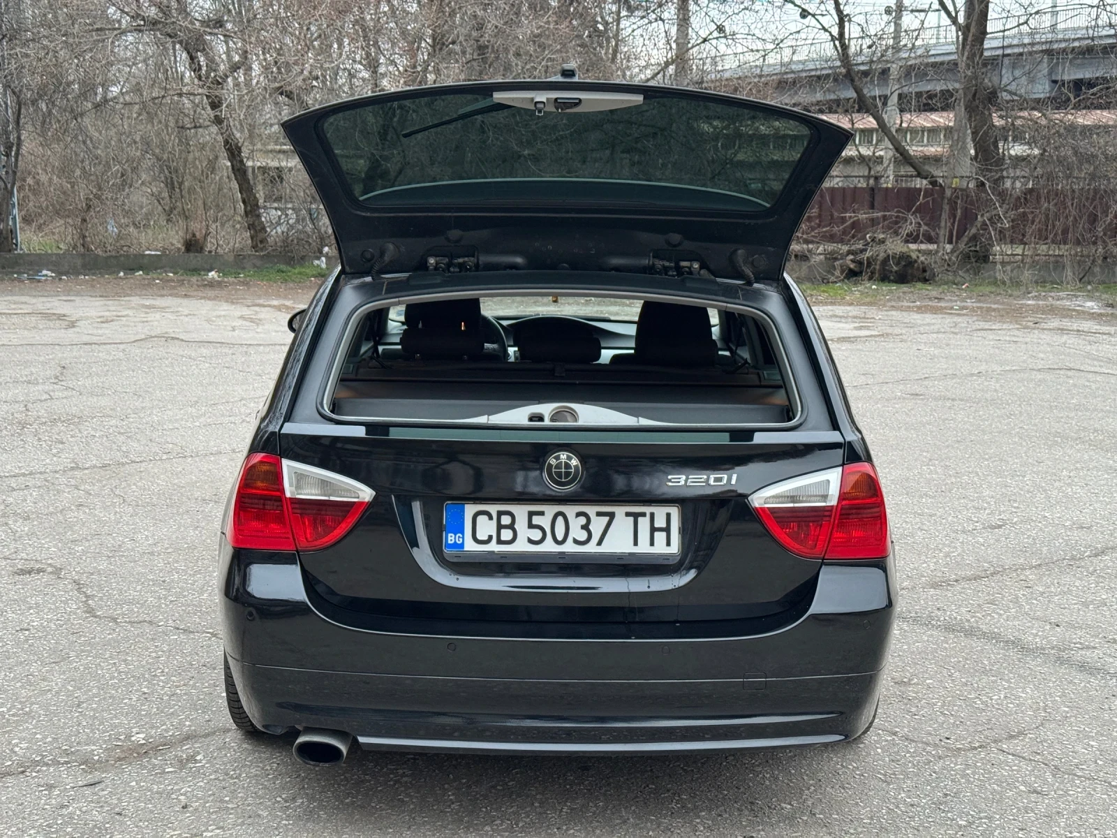 BMW 320 E91, снимка 11 - Автомобили и джипове - 53902186