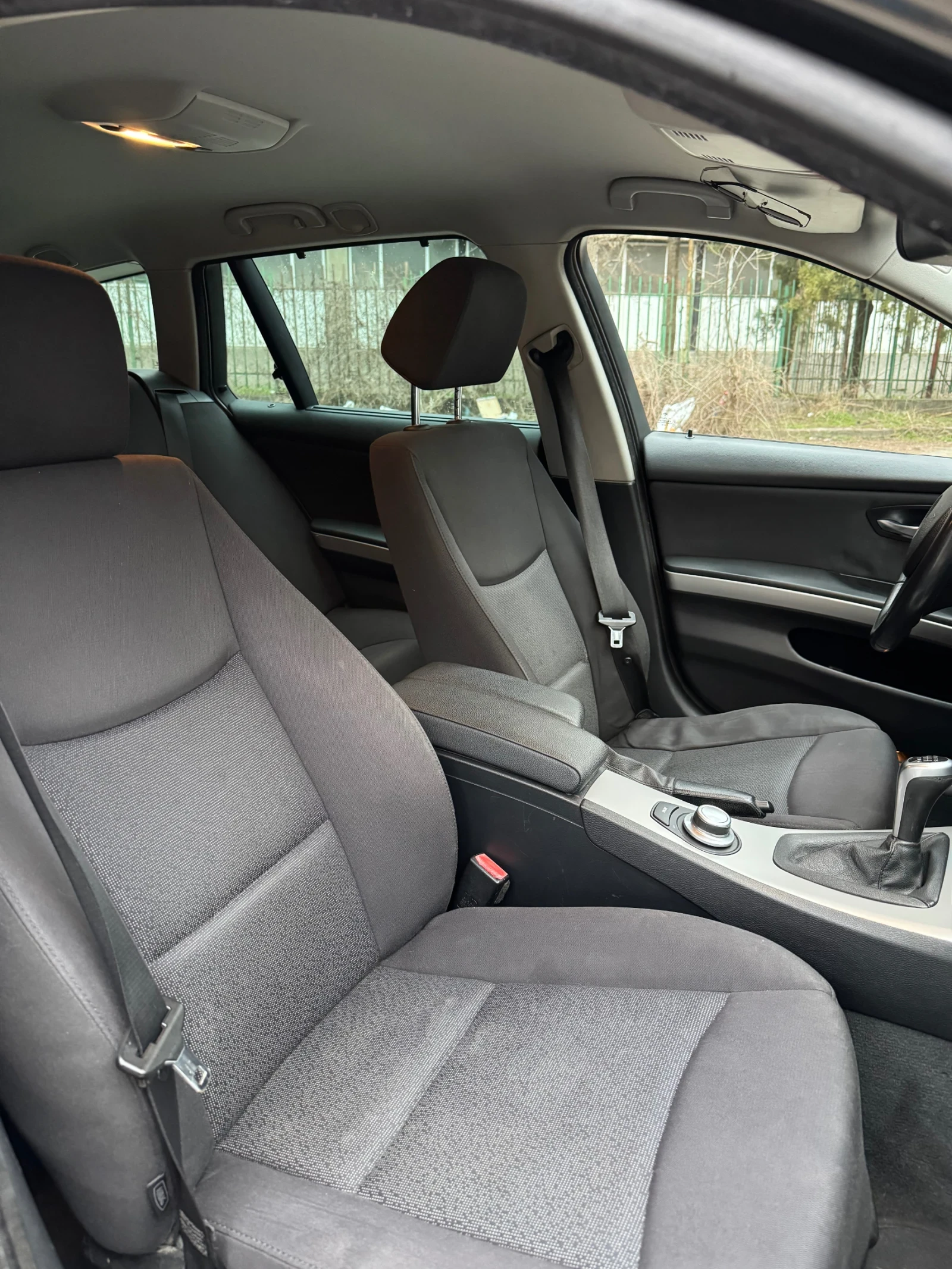 BMW 320 E91, снимка 14 - Автомобили и джипове - 53902186