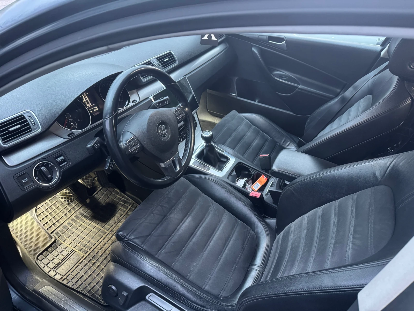 VW Passat 2.0 TDI 140 к.с. CBAB, снимка 5 - Автомобили и джипове - 54084186