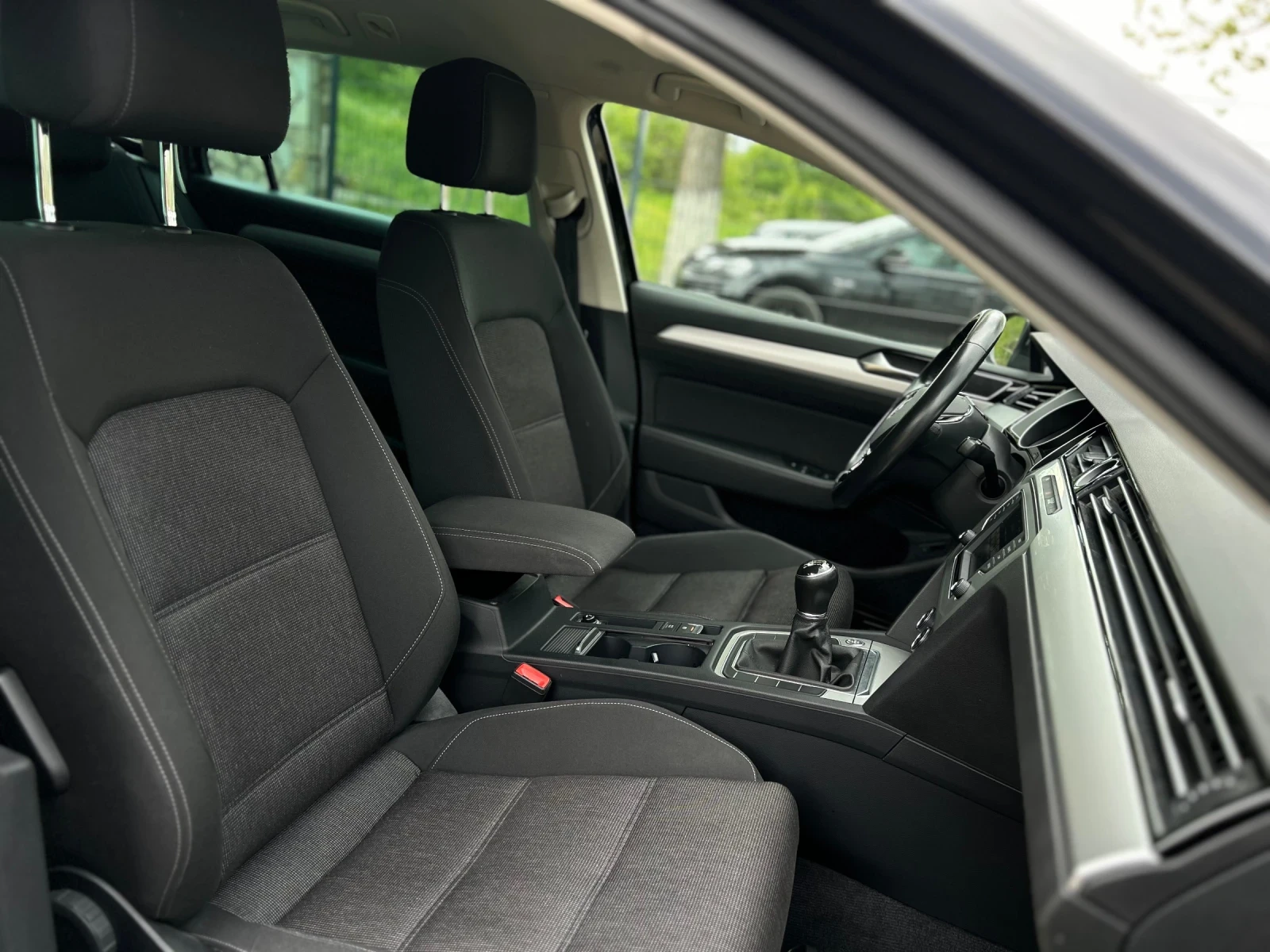 VW Passat 2.0TDI COMFORT LINE 158000km | Mobile.bg � ����������� 10