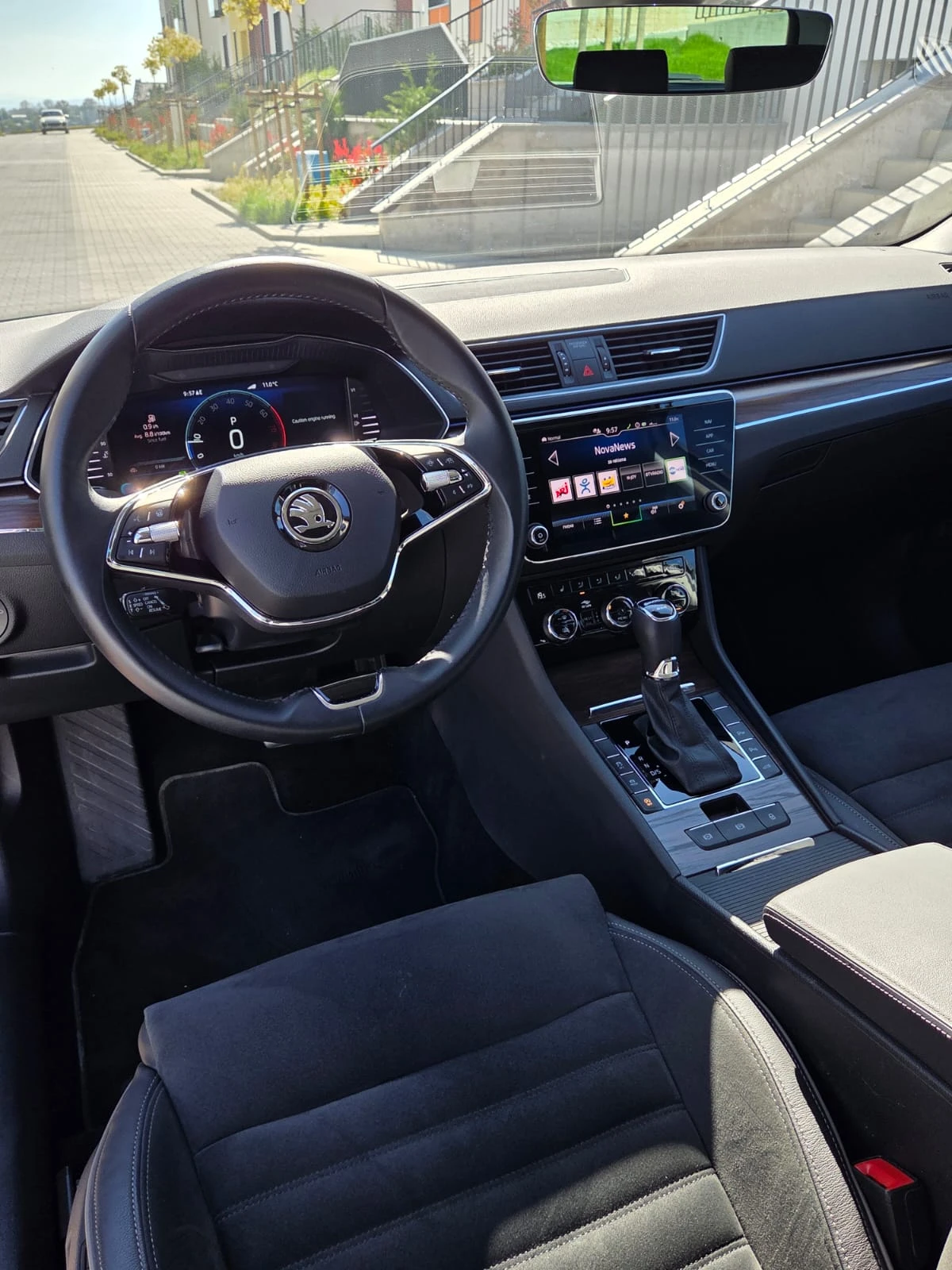Skoda Superb Scout 4X4, снимка 13 - Автомобили и джипове - 54391330