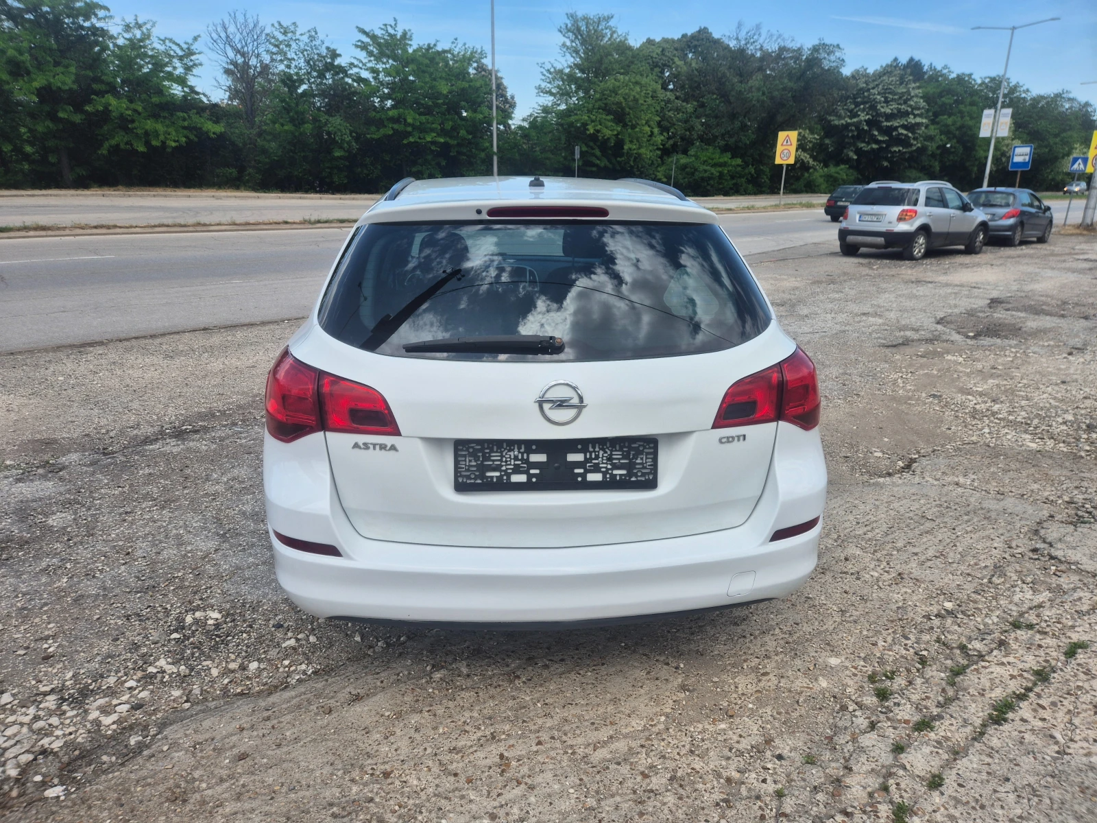 Opel Astra 1.7CDTI 110k.s, снимка 6 - Автомобили и джипове - 54696764