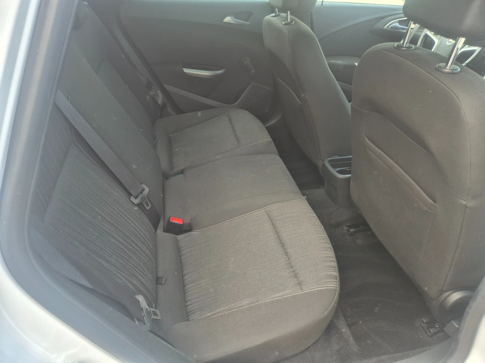 Opel Astra 1.7CDTI 110k.s, снимка 13 - Автомобили и джипове - 54696764