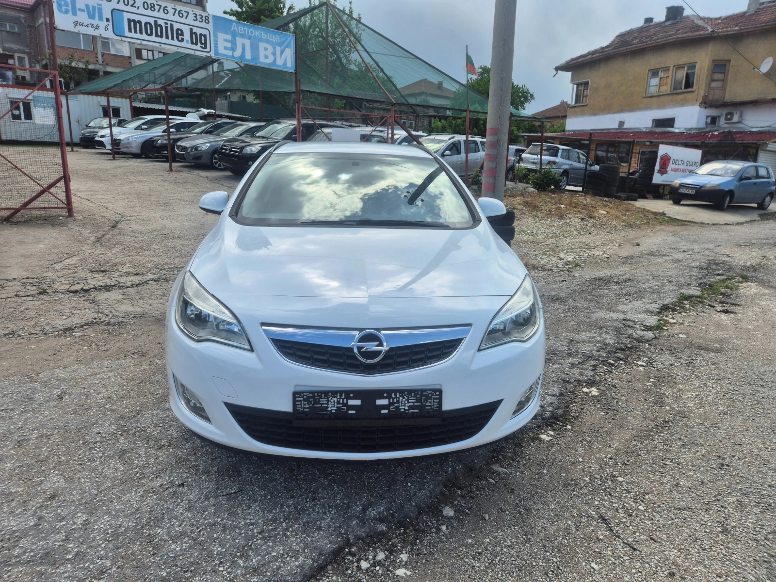 Opel Astra 1.7CDTI 110k.s, снимка 2 - Автомобили и джипове - 54696764