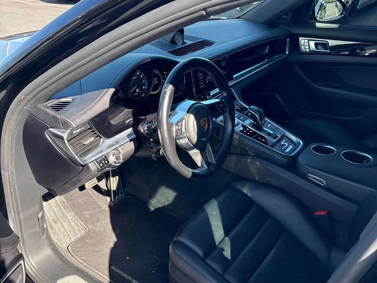 Porsche Panamera  4S HYBRID  / CARFAX / MATRIX / АВТОКРЕДИТ, снимка 14 - Автомобили и джипове - 54706668