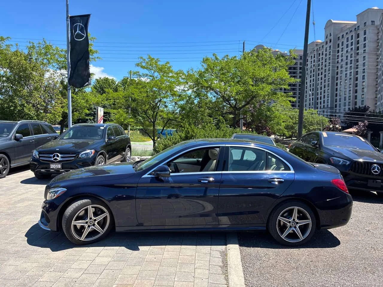 Mercedes-Benz C 300 * CARFAX * ЦЕНА ДО БГ, снимка 2 - Автомобили и джипове - 55062056