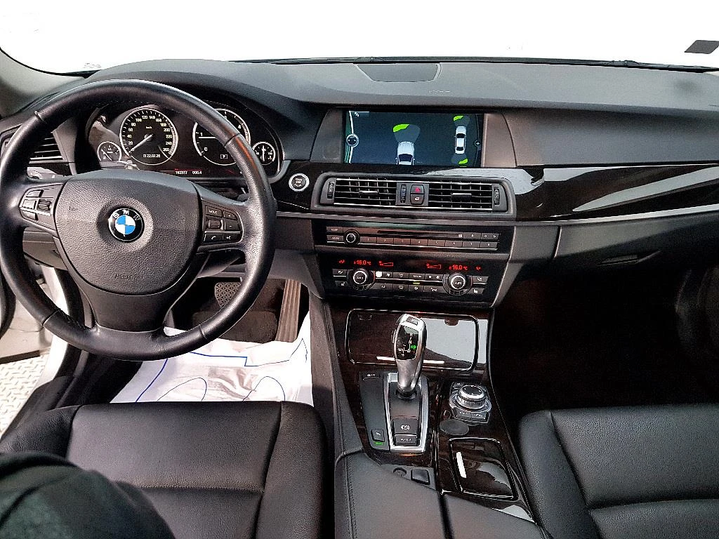 BMW 520 D, снимка 8 - Автомобили и джипове - 55404562