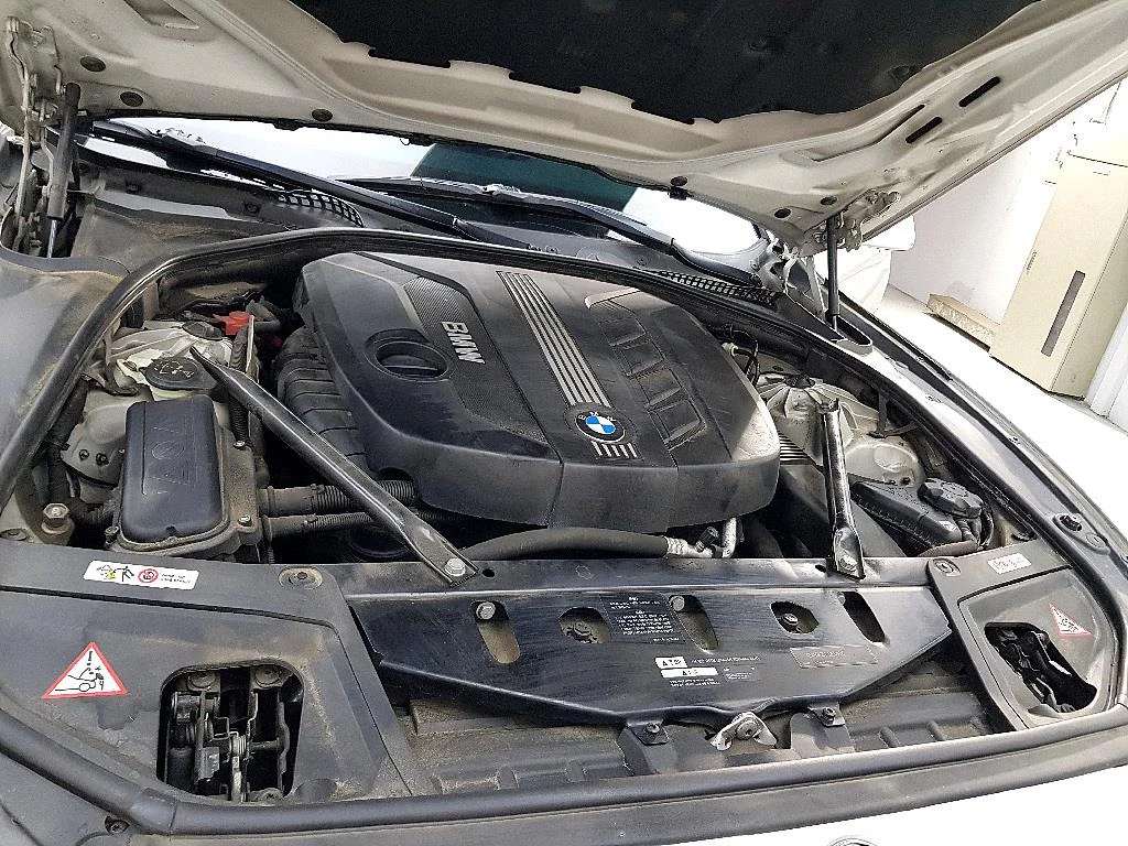 BMW 520 D, снимка 16 - Автомобили и джипове - 55404562