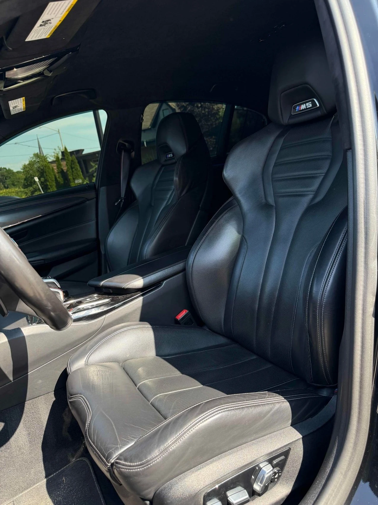 BMW M5 COMPETITION* BOWERS&WILKINS* CARBON* 360* HEAD-UP*, снимка 12 - Автомобили и джипове - 55511047