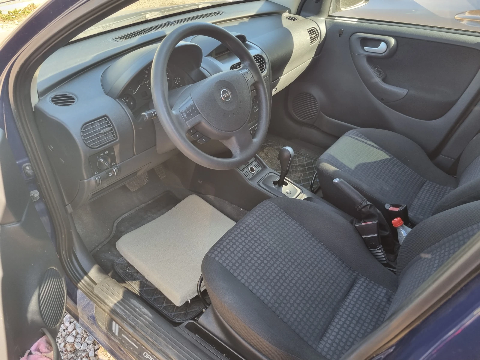 Opel Corsa 1.4i ESKLUZIVE АУТОМАТ , снимка 4 - Автомобили и джипове - 55690600