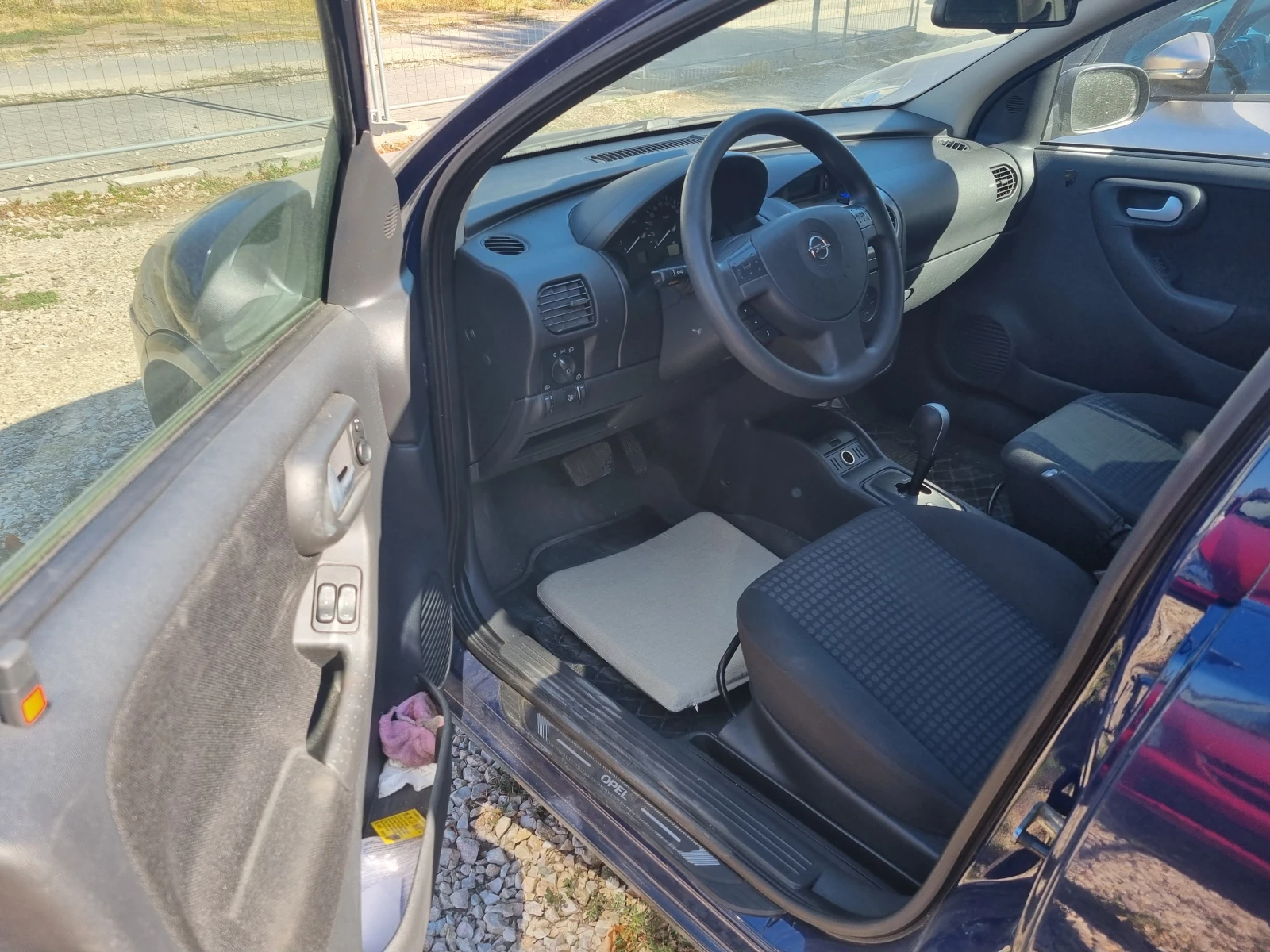 Opel Corsa 1.4i ESKLUZIVE АУТОМАТ , снимка 5 - Автомобили и джипове - 55690600