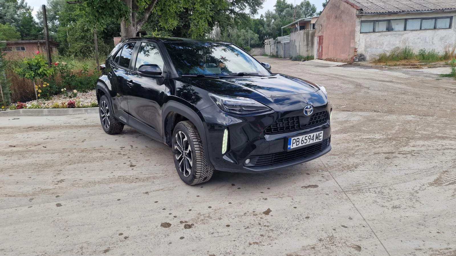 Toyota Yaris, снимка 2 - Автомобили и джипове - 55823124