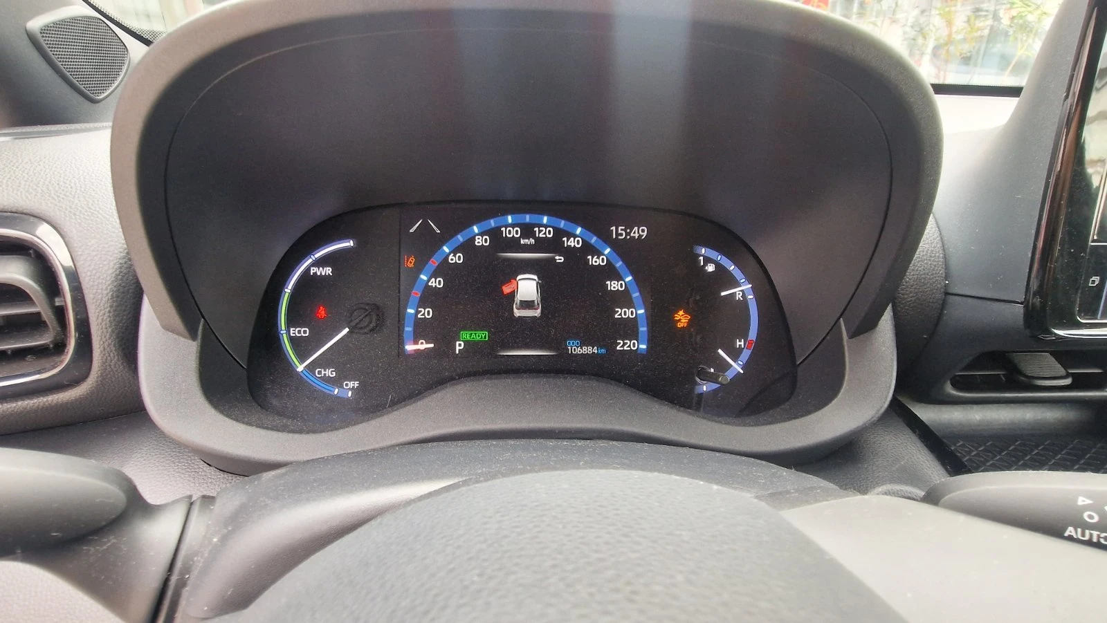 Toyota Yaris, снимка 10 - Автомобили и джипове - 55823124