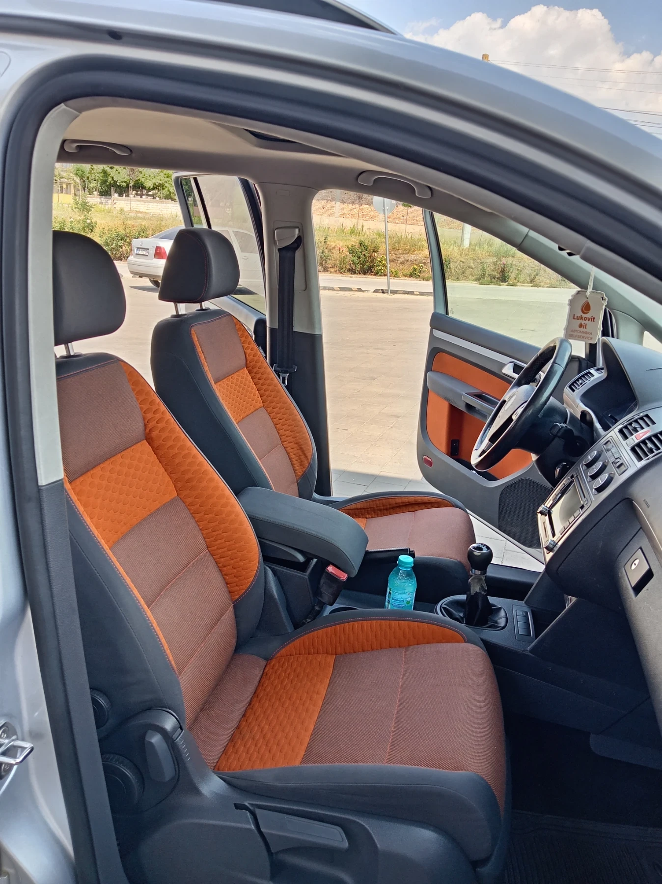 VW Touran 2.0 140 8 клапана CROSS , снимка 7 - Автомобили и джипове - 55920549
