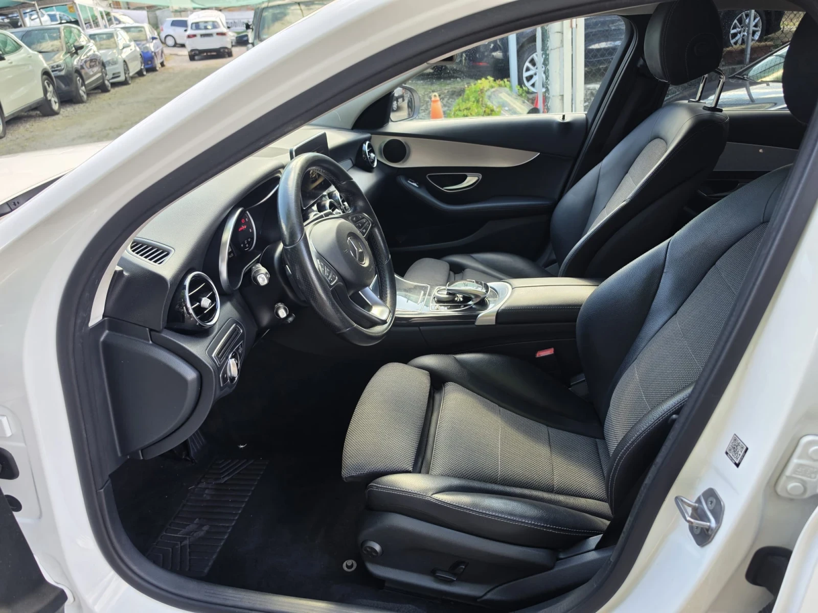 Mercedes-Benz C 220 CDI* AMG* Ambient, снимка 11 - Автомобили и джипове - 56124782