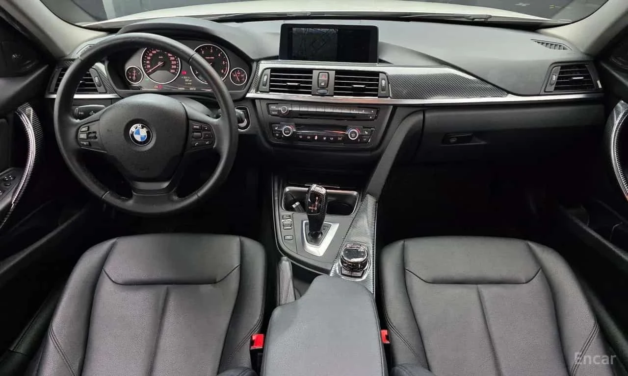BMW 320 АВТОКРЕДИТ БЕЗ ПЪРВОНАЧАЛНА ВНОСКА, снимка 7 - Автомобили и джипове - 56211461