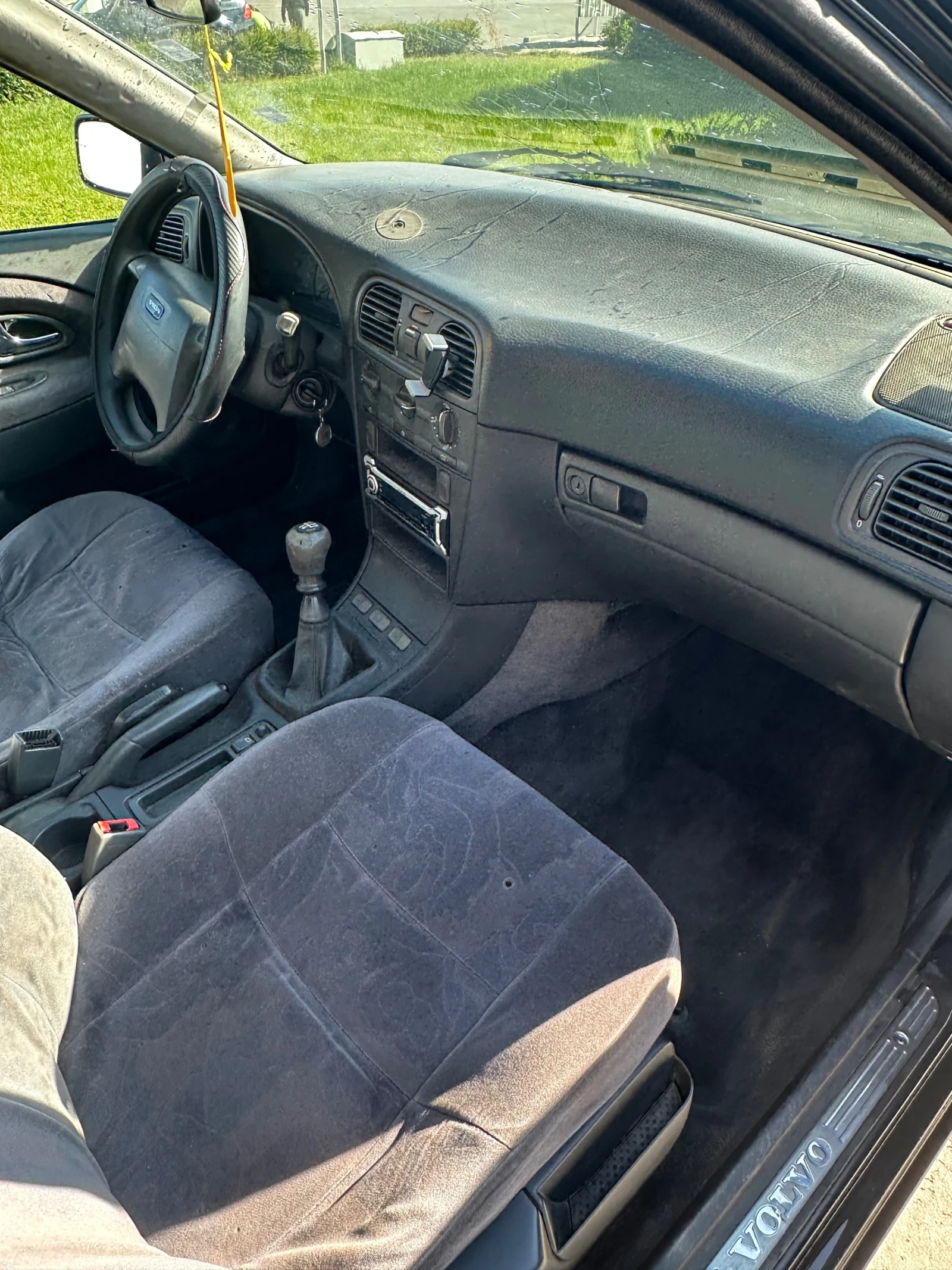 Volvo V40, снимка 10 - Автомобили и джипове - 56635021