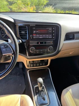 Mitsubishi Outlander 3.0 GT, снимка 13