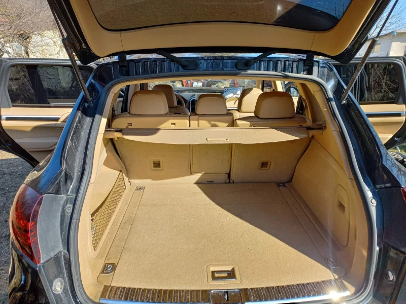 Porsche Cayenne Burmester* GTS, снимка 11 - Автомобили и джипове - 49980745