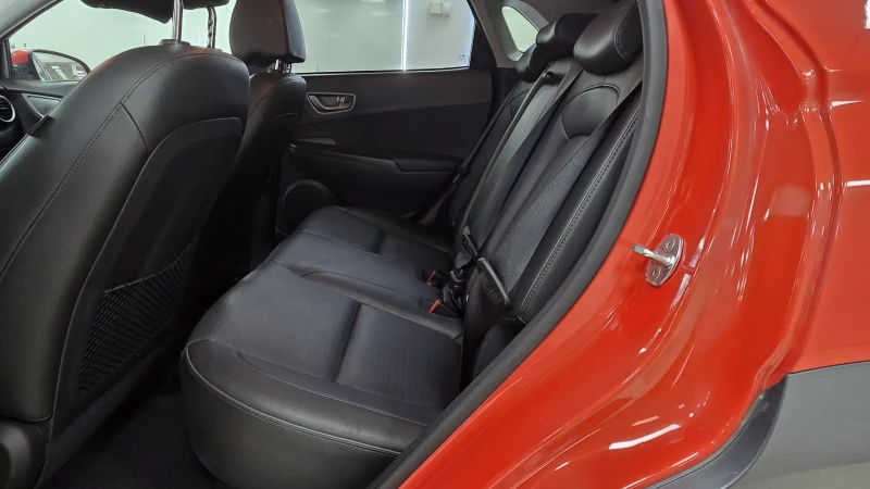 Hyundai Kona 64KWh/Premium/Заверена Сервизна Книжка, снимка 7 - Автомобили и джипове - 52711682