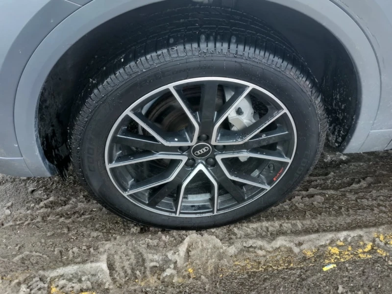 Audi Q5 45tfsi * S-Line * Дигитален кокпит * CARFAX * , снимка 14 - Автомобили и джипове - 53378022