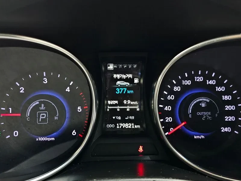 Hyundai Santa fe 2.0 4WD EXCLUSIVE, снимка 8 - Автомобили и джипове - 55843875